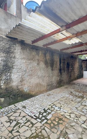 Casa à venda com 286m², 6 quartos e 2 vagasQuintal casa 3