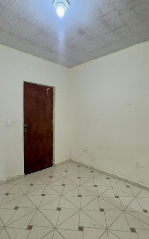 Casa à venda com 286m², 6 quartos e 2 vagasQuarto 1 casa 3
