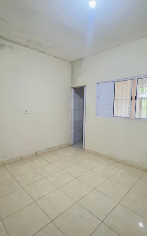 Casa à venda com 286m², 6 quartos e 2 vagasQuarto casa 1