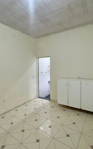 Casa à venda com 286m², 6 quartos e 2 vagasQuarto 1 casa 3