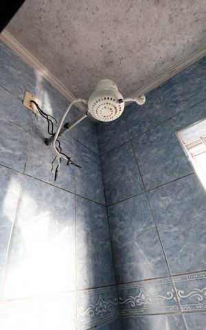 Casa à venda com 125m², 3 quartos e 2 vagasBanheiro 1