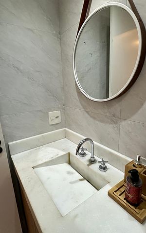 Apartamento para alugar com 66m², 1 quarto e 1 vaga Apartamento para alugar com 66m², 1 quarto e 1 vagaBanheiro da Suíte