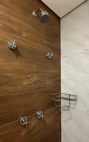 Apartamento para alugar com 66m², 1 quarto e 1 vaga Apartamento para alugar com 66m², 1 quarto e 1 vagaBanheiro da Suíte