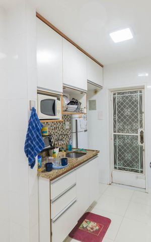 Apartamento à venda com 64m², 2 quartos e 1 vagaCozinha