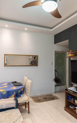Apartamento à venda com 64m², 2 quartos e 1 vagaSala