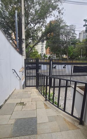 Casa para alugar com 250m², 3 quartos e 4 vagasÁrea Comum