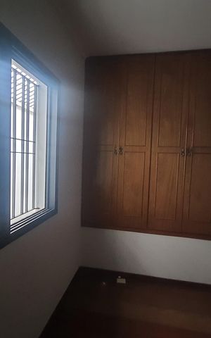 Casa para alugar com 250m², 3 quartos e 4 vagasQuarto