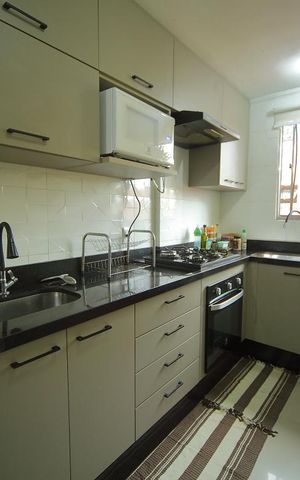 Apartamento à venda com 45m², 2 quartos e 1 vagaCozinha e Área de Serviço