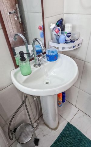 Casa à venda com 113m², 2 quartos e 2 vagas Casa à venda com 113m², 2 quartos e 2 vagasBanheiro da Suíte 1