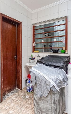 Casa à venda com 113m², 2 quartos e 2 vagas Casa à venda com 113m², 2 quartos e 2 vagasÁrea de Serviço
