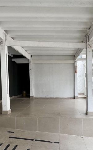 Casa para alugar com 219m², 3 quartos e 3 vagas Casa para alugar com 219m², 3 quartos e 3 vagasGaragem