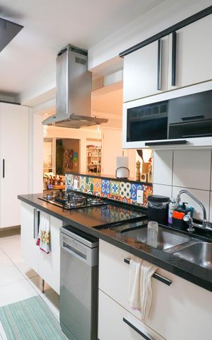 Apartamento à venda com 112m², 3 quartos e 2 vagas Apartamento à venda com 112m², 3 quartos e 2 vagasCozinha
