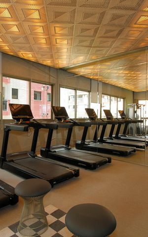 Studio à venda com 25m², 1 quarto e sem vaga Studio à venda com 25m², 1 quarto e sem vagaÁrea Comum - Academia