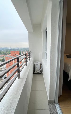 Studio para alugar com 25m², 1 quarto e sem vaga Studio para alugar com 25m², 1 quarto e sem vagaVaranda