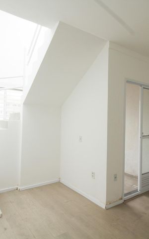 Casa para alugar com 80m², 1 quarto e sem vaga Casa para alugar com 80m², 1 quarto e sem vagaSala