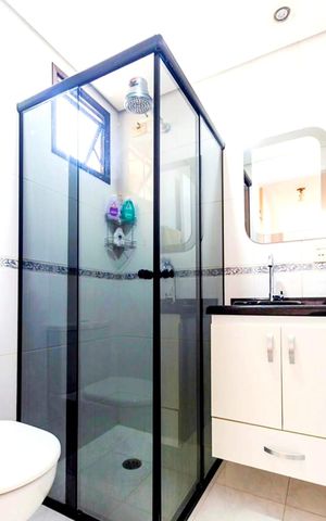 Apartamento à venda com 52m², 2 quartos e 1 vaga Apartamento à venda com 52m², 2 quartos e 1 vagaBanheiro
