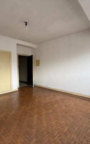 Apartamento à venda com 56m², 1 quarto e sem vaga Apartamento à venda com 56m², 1 quarto e sem vagaSala/Quarto