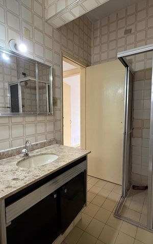 Apartamento à venda com 56m², 1 quarto e sem vaga Apartamento à venda com 56m², 1 quarto e sem vagaBanheiro social