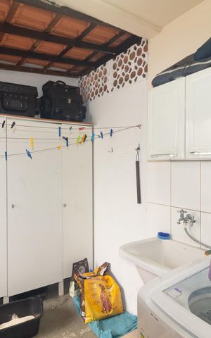 Casa para alugar com 74m², 2 quartos e 1 vaga Casa para alugar com 74m², 2 quartos e 1 vagaCozinha e Área de Serviço