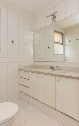 Apartamento à venda com 92m², 2 quartos e 2 vagas Apartamento à venda com 92m², 2 quartos e 2 vagasBanheiro