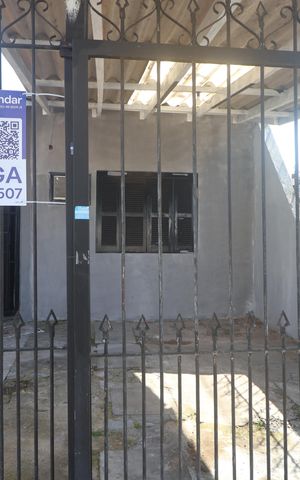 Casa para alugar com 42m², 2 quartos e 1 vagaPlaca