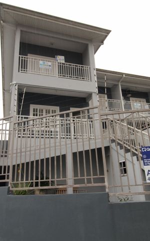 Casa para alugar com 120m², 3 quartos e 2 vagasFachada
