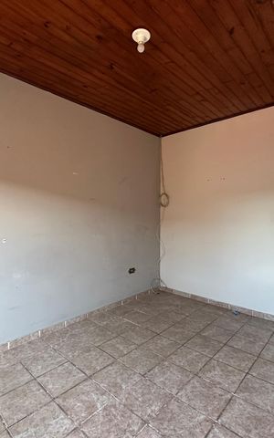 Casa à venda com 363m², 4 quartos e 2 vagas Casa à venda com 363m², 4 quartos e 2 vagasQuarto 3