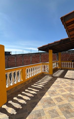 Casa à venda com 363m², 4 quartos e 2 vagas Casa à venda com 363m², 4 quartos e 2 vagasQuintal