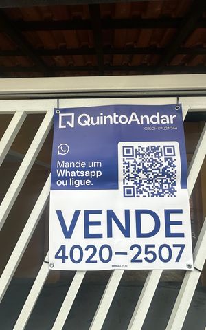 Casa à venda com 363m², 4 quartos e 2 vagas Casa à venda com 363m², 4 quartos e 2 vagasFachada