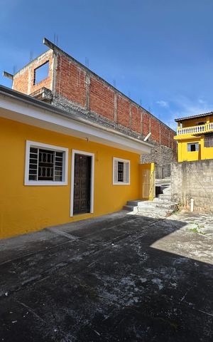 Casa à venda com 363m², 4 quartos e 2 vagas Casa à venda com 363m², 4 quartos e 2 vagasQuintal