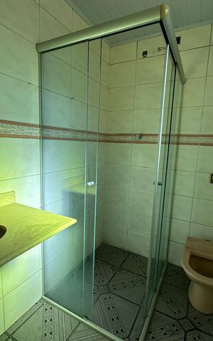 Casa à venda com 363m², 4 quartos e 2 vagas Casa à venda com 363m², 4 quartos e 2 vagasBanheiro 2