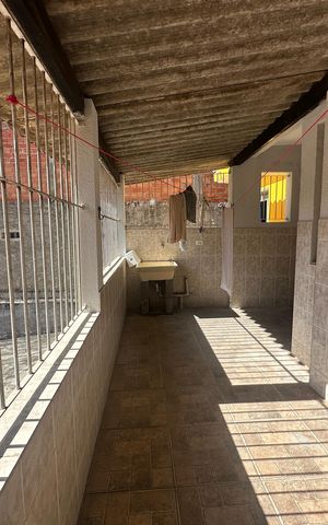 Casa à venda com 363m², 4 quartos e 2 vagas Casa à venda com 363m², 4 quartos e 2 vagasQuintal
