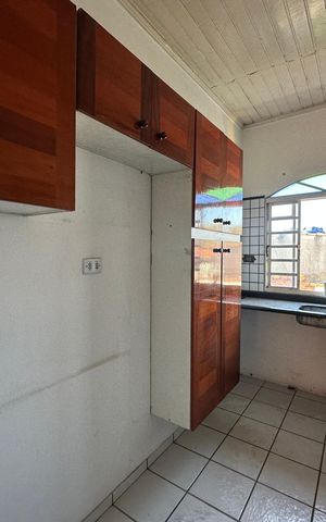 Casa à venda com 363m², 4 quartos e 2 vagas Casa à venda com 363m², 4 quartos e 2 vagasCozinha