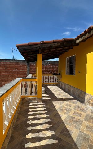 Casa à venda com 363m², 4 quartos e 2 vagas Casa à venda com 363m², 4 quartos e 2 vagasQuintal