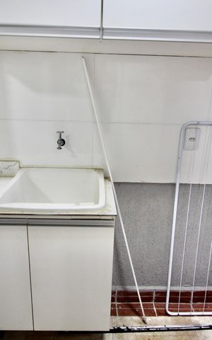 Apartamento à venda com 42m², 2 quartos e sem vaga Apartamento à venda com 42m², 2 quartos e sem vagaÁrea de Serviço