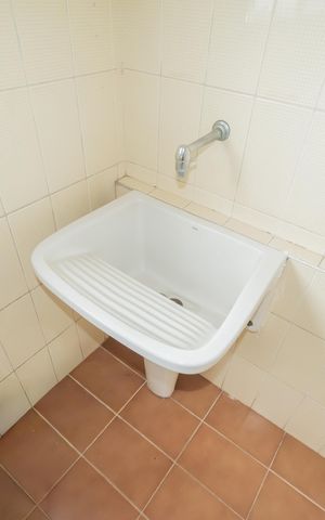 Apartamento à venda com 140m², 4 quartos e 2 vagas Apartamento à venda com 140m², 4 quartos e 2 vagasÁrea de Serviço