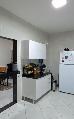 Apartamento à venda com 220m², 3 quartos e 2 vagas Apartamento à venda com 220m², 3 quartos e 2 vagasCozinha