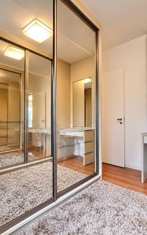 Apartamento para alugar com 70m², 2 quartos e 2 vagas Apartamento para alugar com 70m², 2 quartos e 2 vagasCloset / quarto 2