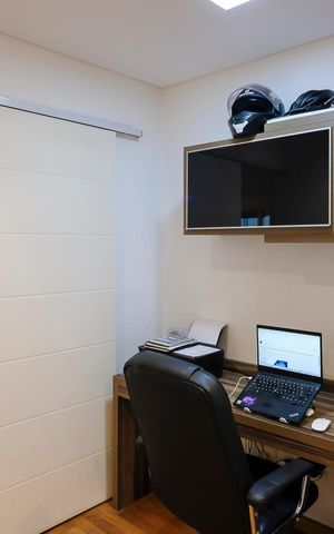 Apartamento à venda com 83m², 2 quartos e 2 vagasEscritório