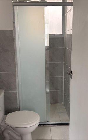 Apartamento à venda com 42m², 2 quartos e 1 vaga Apartamento à venda com 42m², 2 quartos e 1 vagaBanheiro
