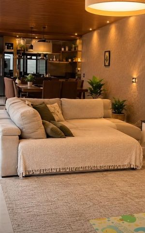Casa de condomínio à venda com 230m², 2 quartos e 1 vaga Casa de condomínio à venda com 230m², 2 quartos e 1 vagaSala