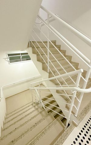 Apartamento para alugar com 54m², 1 quarto e 1 vagaEscada