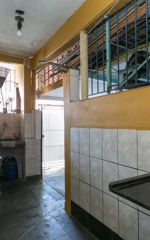 Casa à venda com 150m², 3 quartos e 5 vagasÁrea de Serviço 3