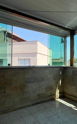 Apartamento para alugar com 72m², 2 quartos e 1 vagaVaranda