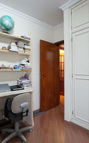 Apartamento à venda com 200m², 4 quartos e 4 vagasQuarto