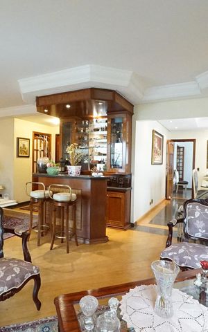 Apartamento à venda com 200m², 4 quartos e 4 vagasSala 1