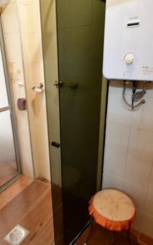 Casa para alugar com 430m², 4 quartos e 2 vagasBanheiro Suíte