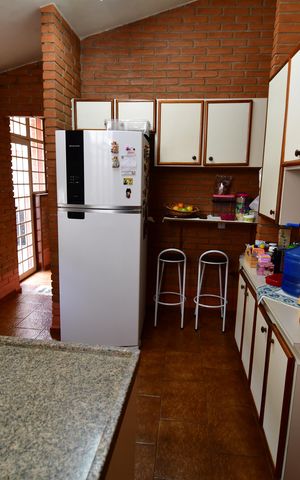 Casa para alugar com 430m², 4 quartos e 2 vagasCozinha