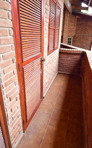 Casa para alugar com 430m², 4 quartos e 2 vagasSacada Quarto 2 