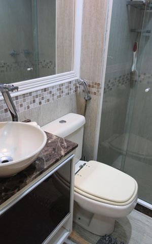 Apartamento à venda com 65m², 2 quartos e 1 vagaBanheiro social